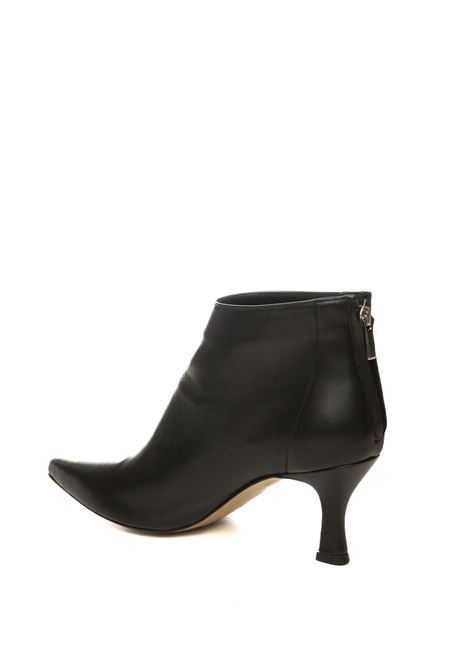  GISEL MOIRE | MARILYNNAPPA-NERO